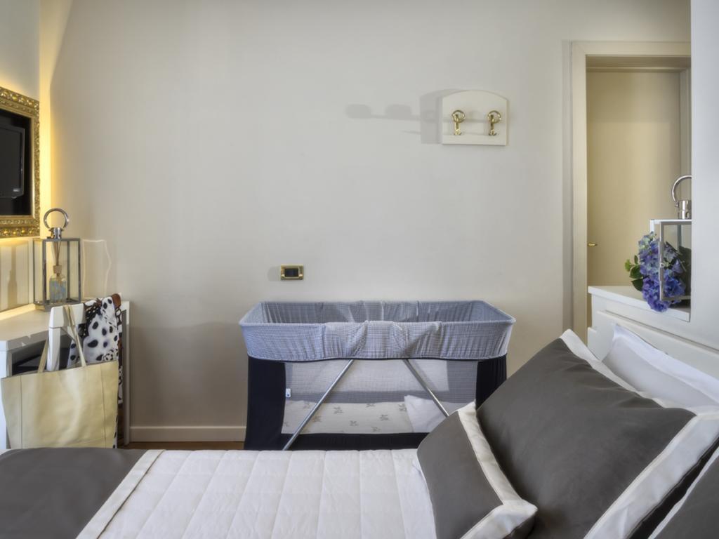 Novecento Suite Hotel Riccione Exterior foto