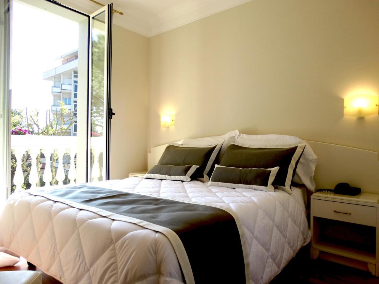 Novecento Suite Hotel Riccione Exterior foto